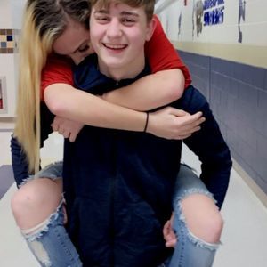 Meet your Posher, Hailey